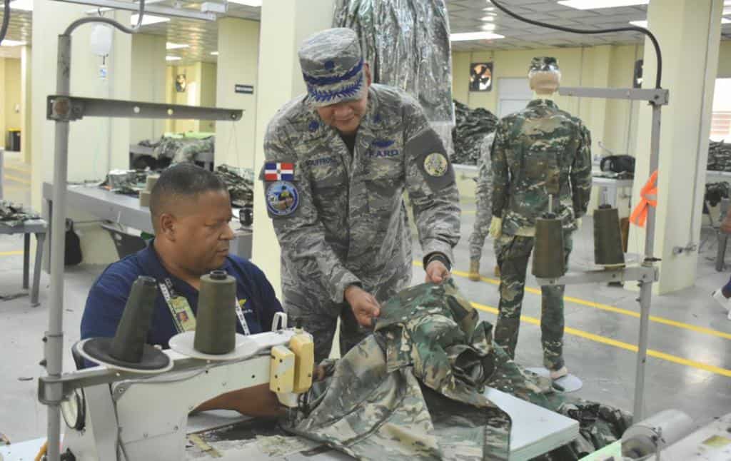 Miembros de las Fuerzas Armadas estrenarán uniforme con nuevo diseño el 27 de febrero