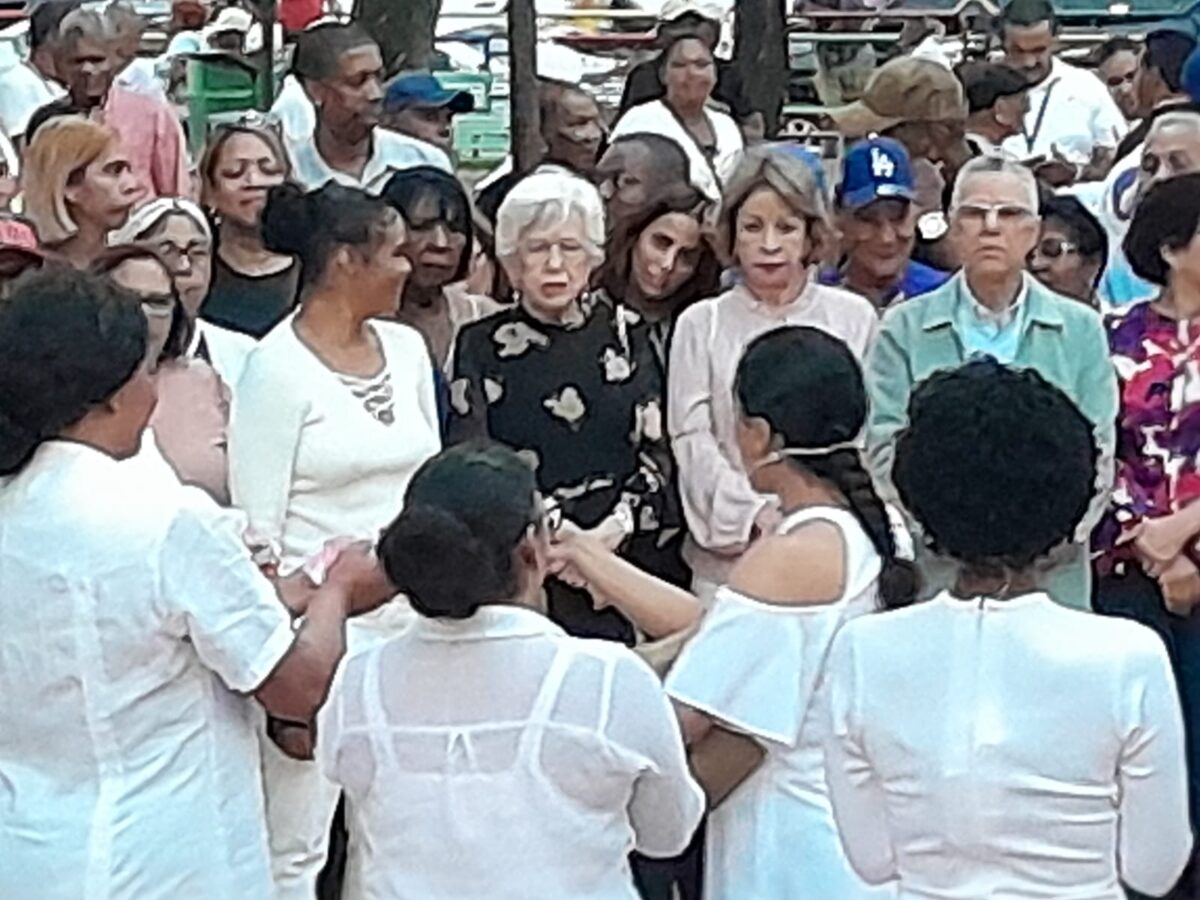 Alcalde Manuel Jiménez entrega Parque de la Mujer, dedicado a 23 grandes dominicanas