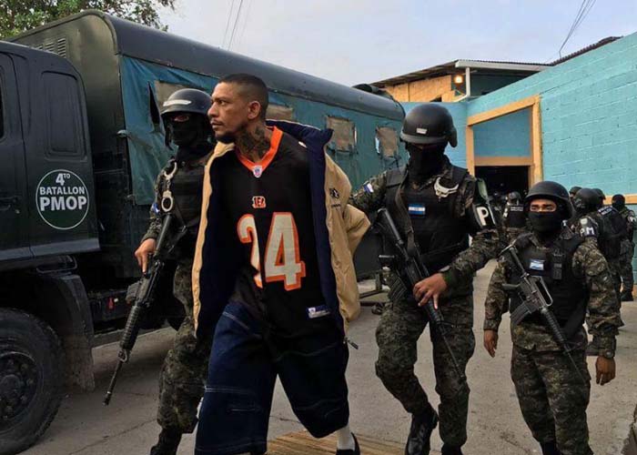 La Policía de Honduras interviene cárcel de máxima seguridad tras enfrentamiento entre pandilleros
