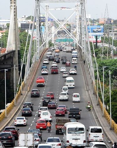 Revisarán infraestructura de todos los puentes del Gran Santo Domingo