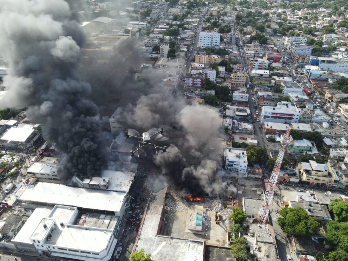 9-1-1 envió 20 unidades de rescate a explosión ocurrida en San Cristóbal