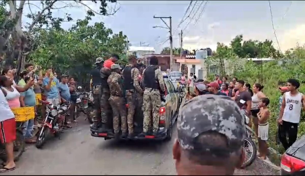 Ejército detiene jeepeta llena de haitianos en Santiago Rodríguez