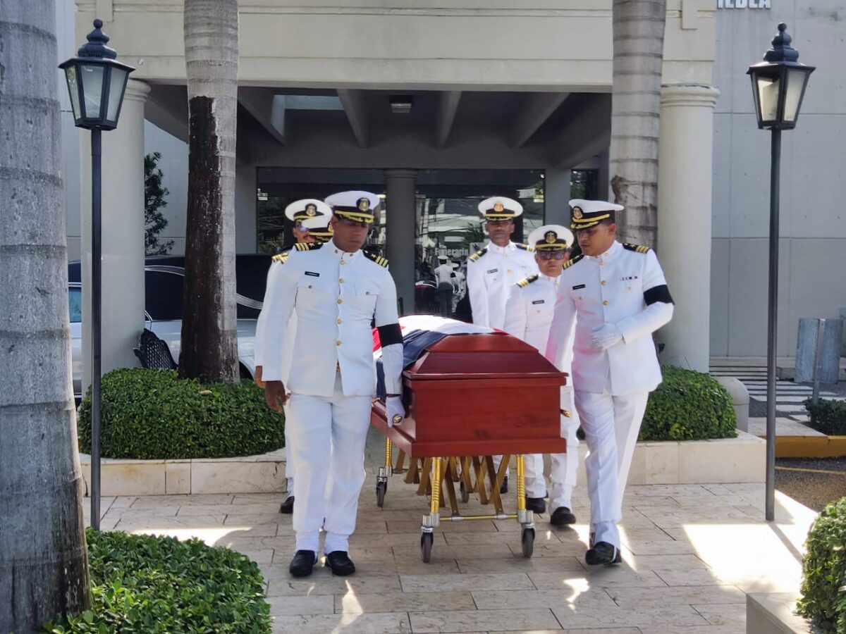 Dan último adiós a Aníbal López, el último hombre del cuerpo militar creado por Trujillo “Hombres Rana”
