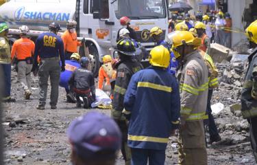 El INACIF entrega otros restos a familiares de 10 de los fallecidos durante la explosión ocurrida en San Cristóbal
