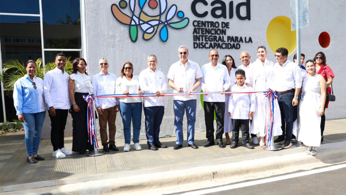 Abinader inaugura CAID en SDE y anuncia apertura de 6 nuevas unidades en 5 provincias