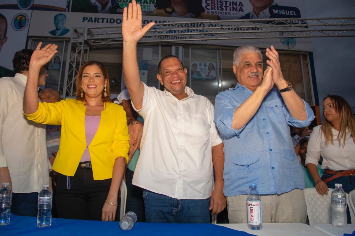 Carlos Guzmán es proclamado por el PRD como su candidato alcalde en Santo Domingo Norte