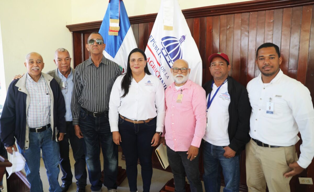 Autoridades crean plan para garantizar producción de Habichuelas en San Juan