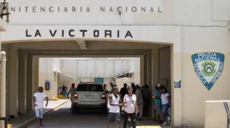 Parientes de reos denuncian maltrato en área médica La Victoria