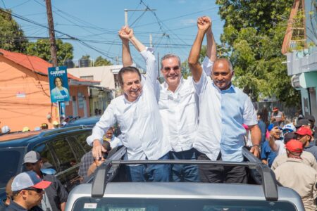 Exsenadores y actual senador de Ocoa pasan a apoyar candidaturas del PRM