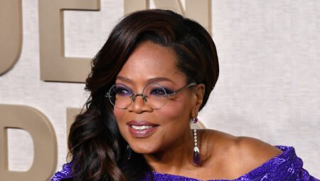 Hospitalizan a Oprah Winfrey